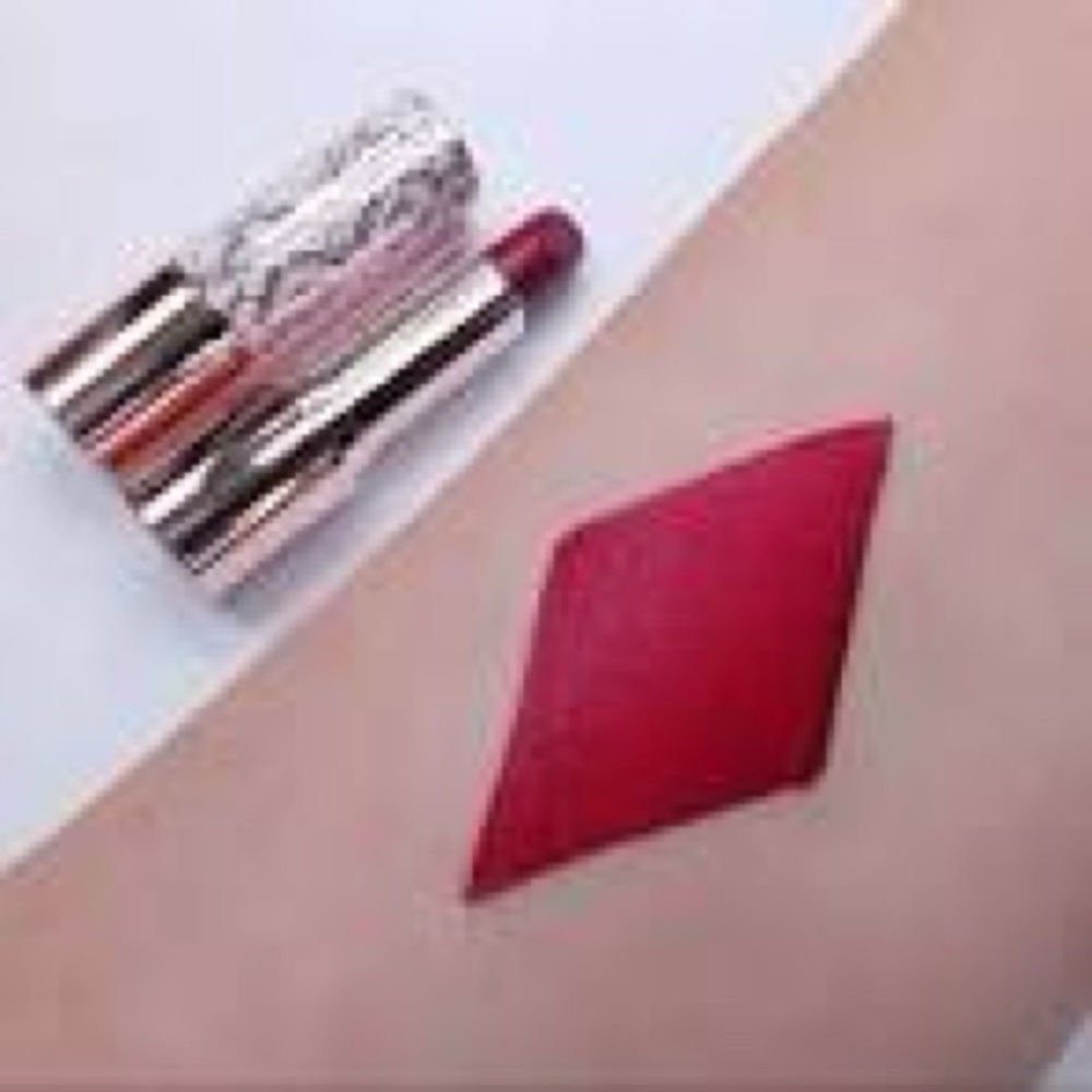 Revolution quinn joker red Lipstick MAD LOVE goth burgundy maroon lips hot - Picture 5 of 8